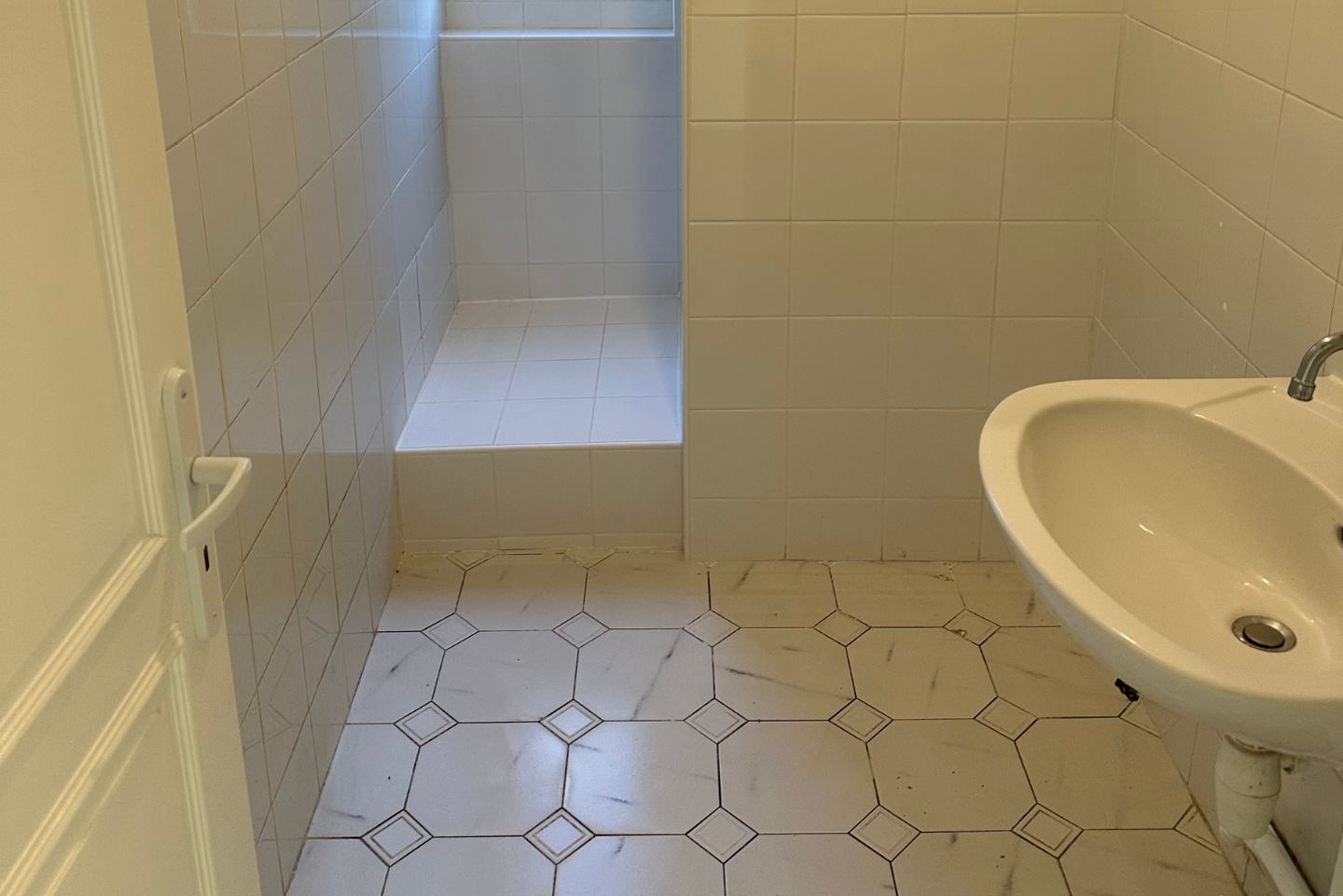 Carrelage murs / sols à Nice par B.O Décoration